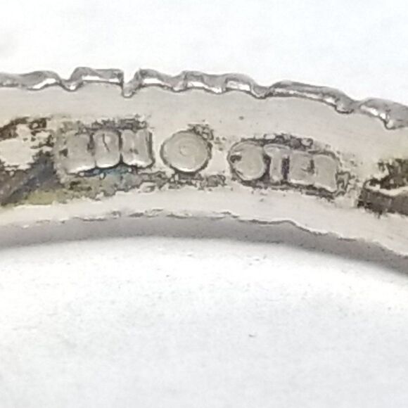 Vintage Sterling Silver Round Red Rhinestone Solitaire Ring, Size 9 1/2 Band - Picture 4 of 8